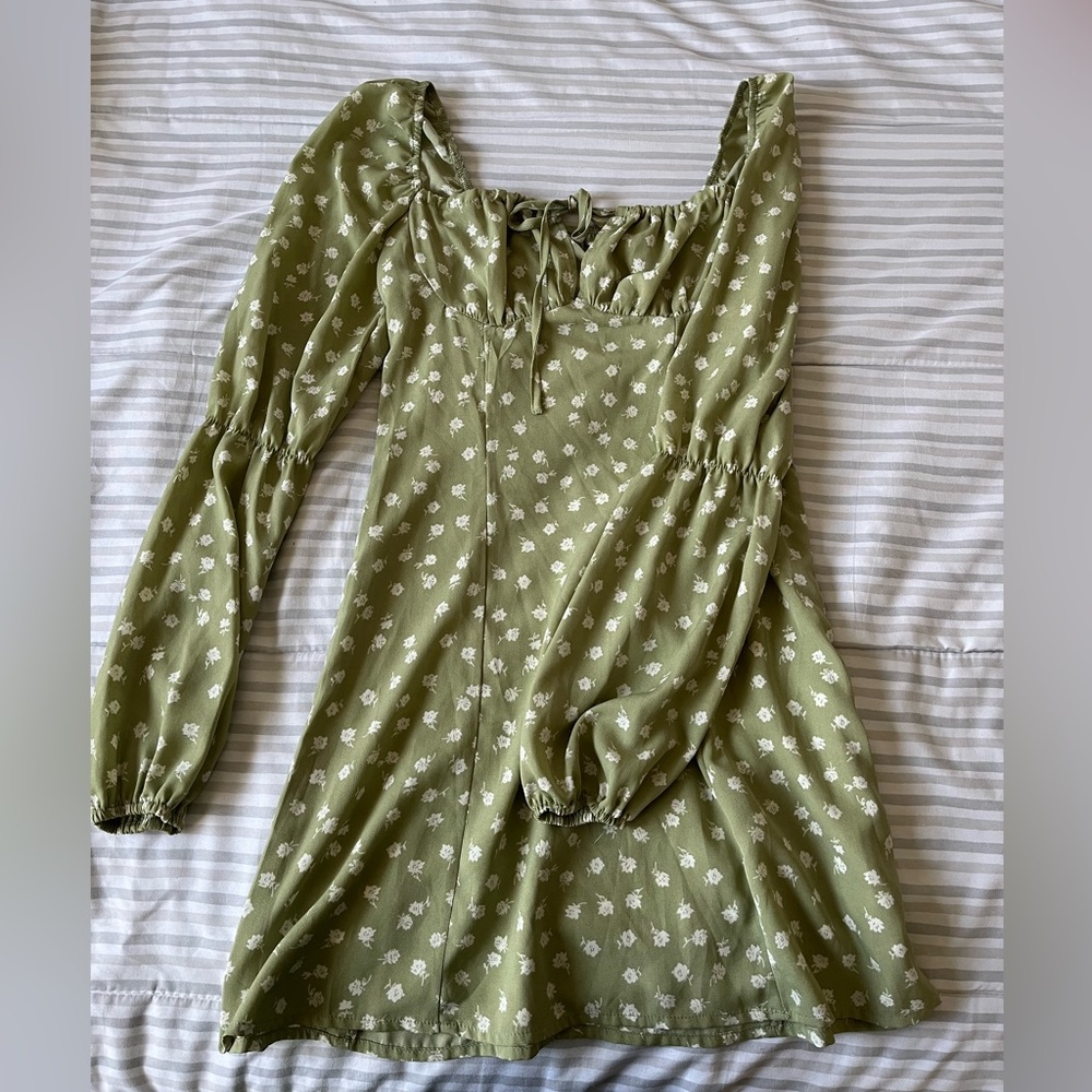 Little Green Dress 🪴
